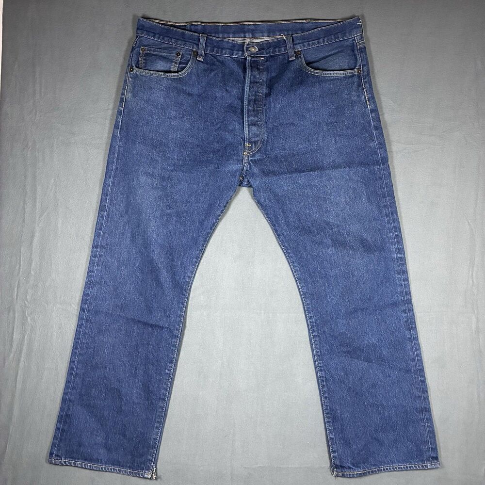 Levi's 501 Jeans Mens 40x30 Blue Straight Leg Button Fly Denim Medium Wash